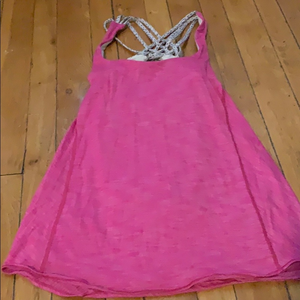 Lululemon tank with built in bra